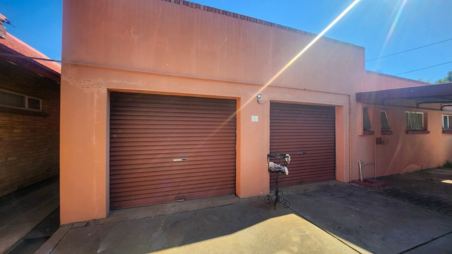 4 Bedroom Property for Sale in Stilfontein Ext 2 North West